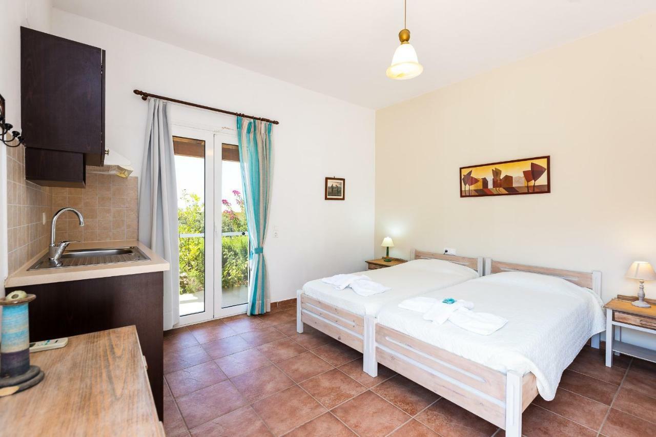 Voukelari Rooms Plakias Buitenkant foto